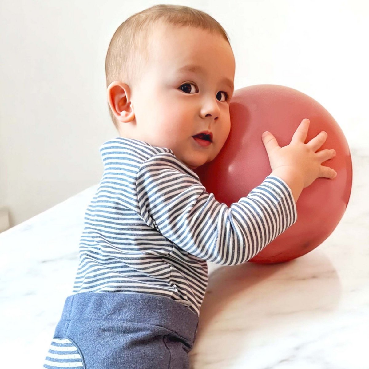Body met lange mouwen – Gestreept Indigo Melange (OrganicEra)