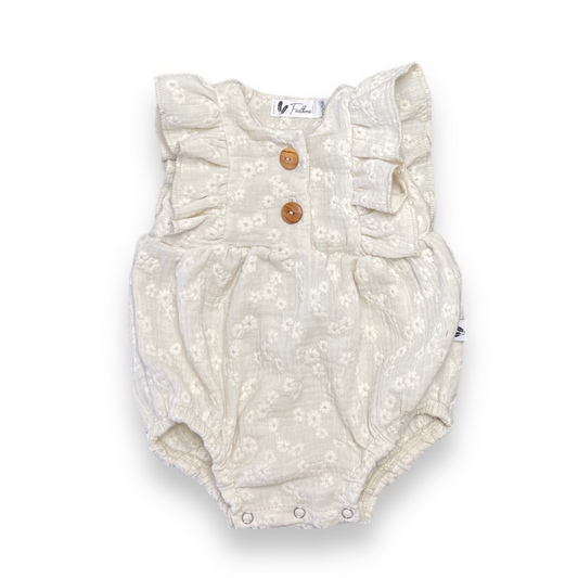 Romper met bloemenprint – lief & luchtig